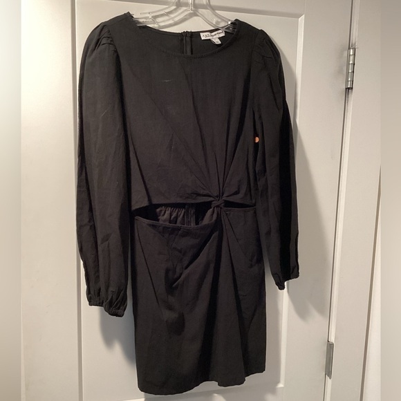 NWOT And Now This Cutout Long-Sleeve Mini Dress Size S - Picture 1 of 5
